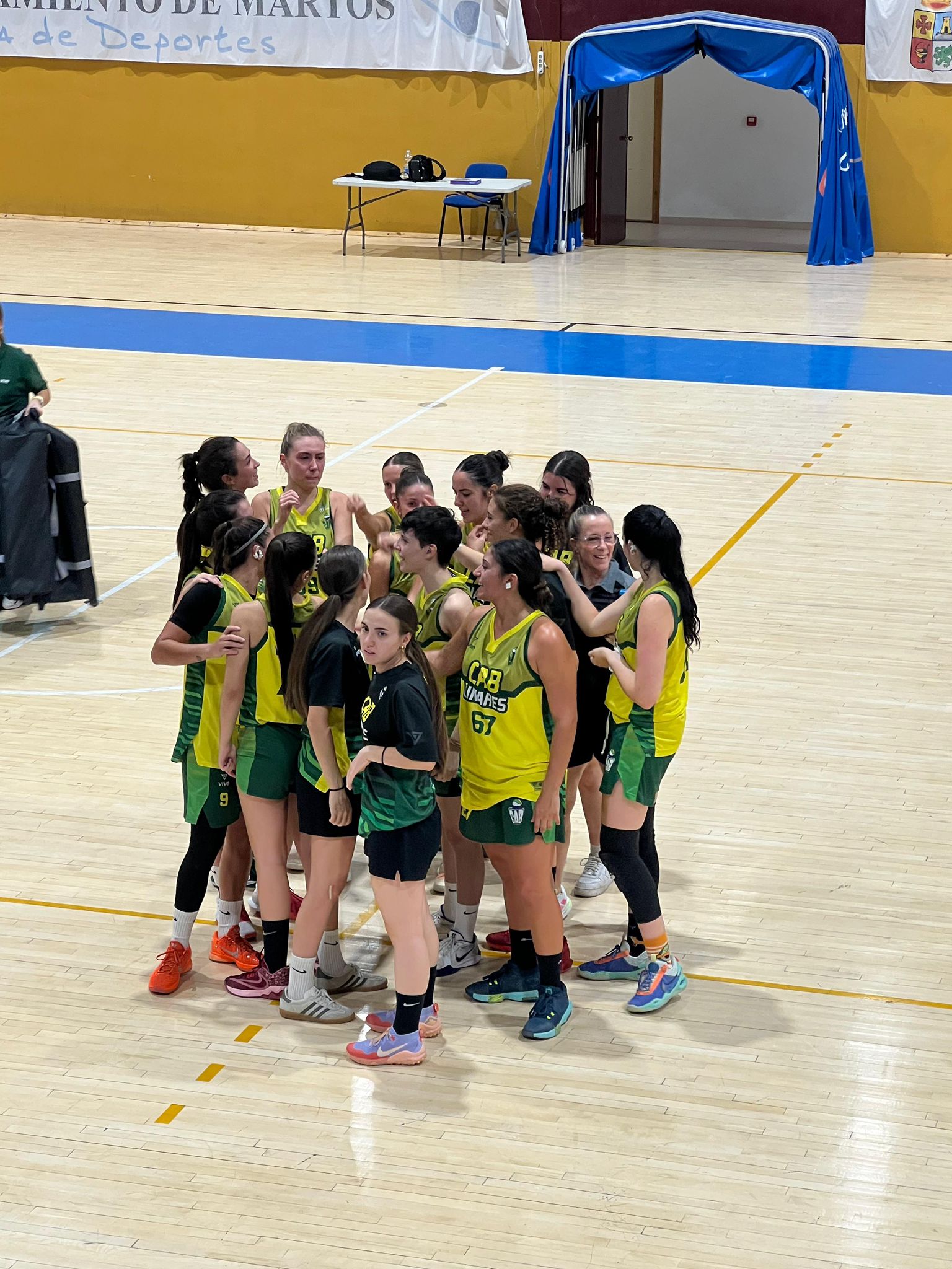 Victoria del senior femenino en la primera jornada de Copa Delegacion